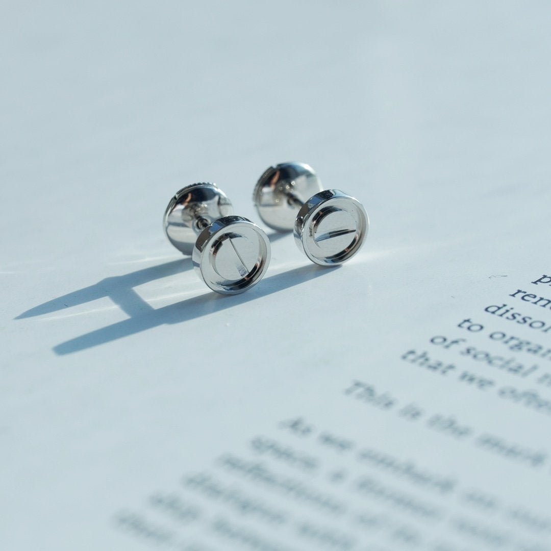 [⭐Renara]LOVE EARRINGS SILVER 10MM