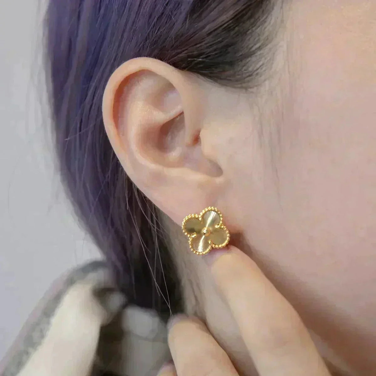 [⭐Renara]CLOVER MEDIUM 1 MOTIFS LASER EARRINGS
