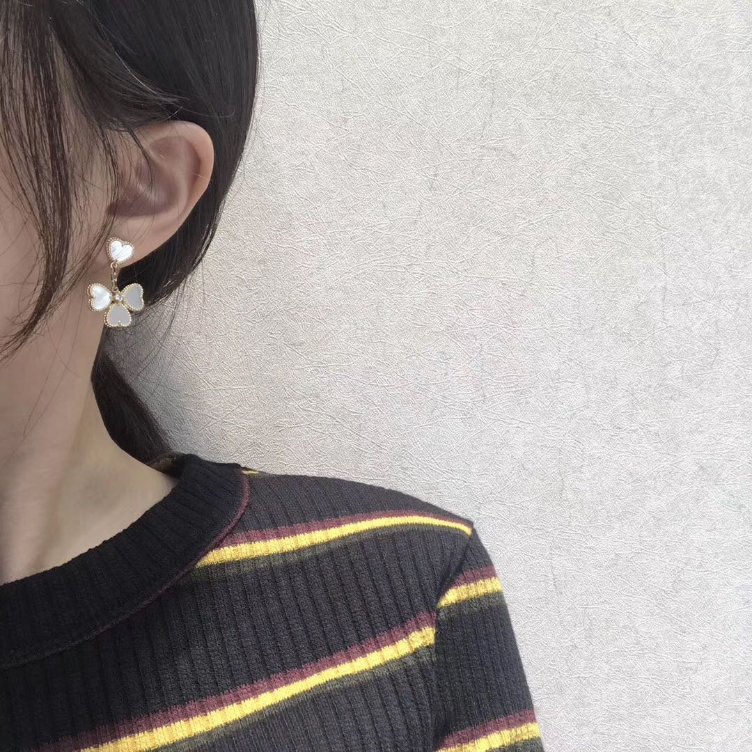 [⭐Renara]CLOVER SWEET WHITE MOP EARRINGS