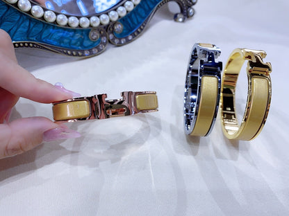 [⭐Renara]H CHAMPAGNE BRACELET