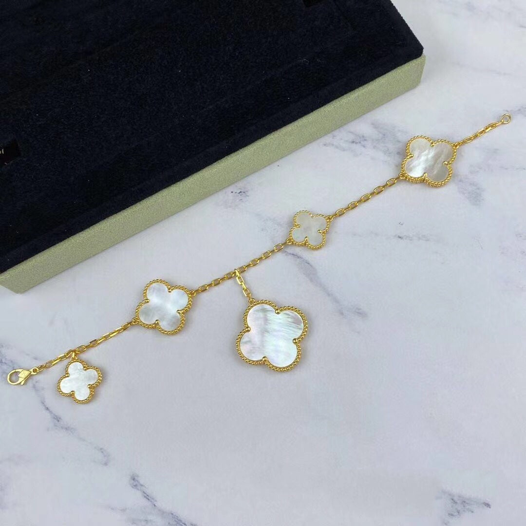 [⭐Renara]MAGIC CLOVER MOP GOLD BRACELET 5 MOTIFS