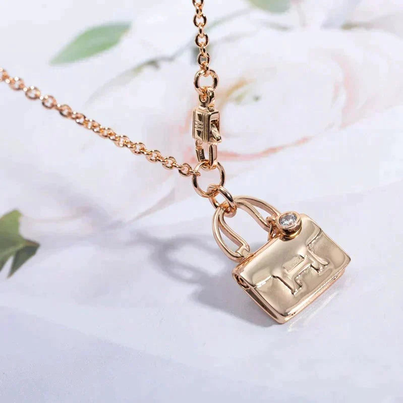 [⭐Renara]AMULETTE PEDANT ROSE GOLD NECKLACE
