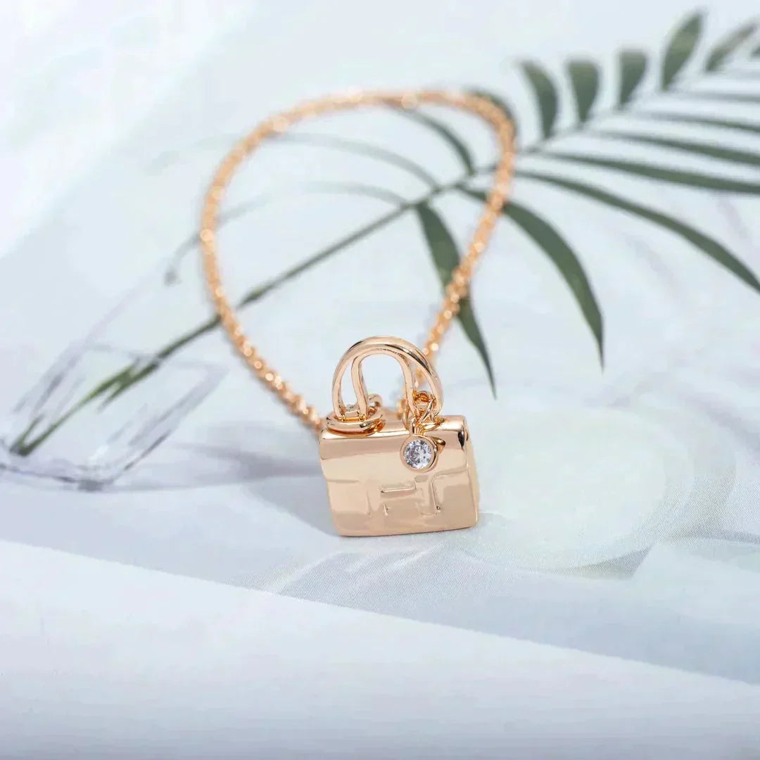 [⭐Renara]AMULETTE PEDANT ROSE GOLD NECKLACE