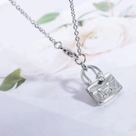 [⭐Renara]AMULETTE PEDANT SILVER NECKLACE