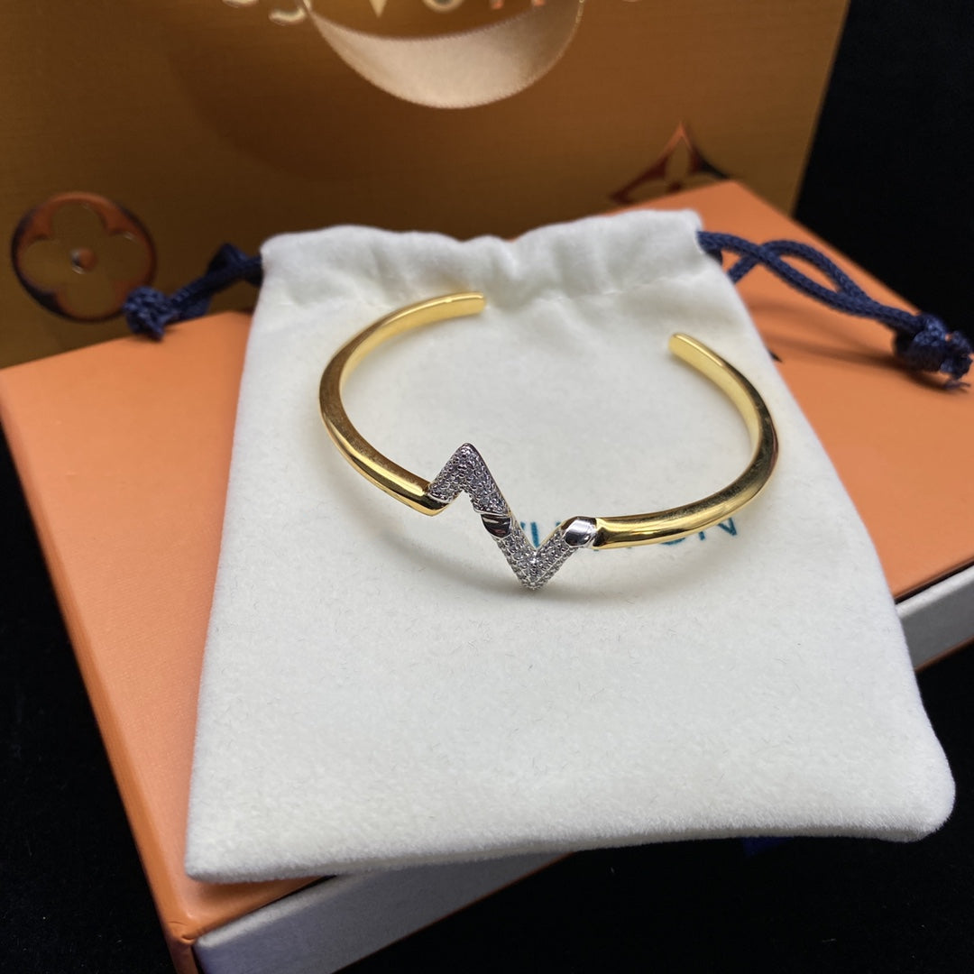 [⭐Renara]VOLTE UPSITE DOWN DIAMOND GOLD OPEN BRACELET
