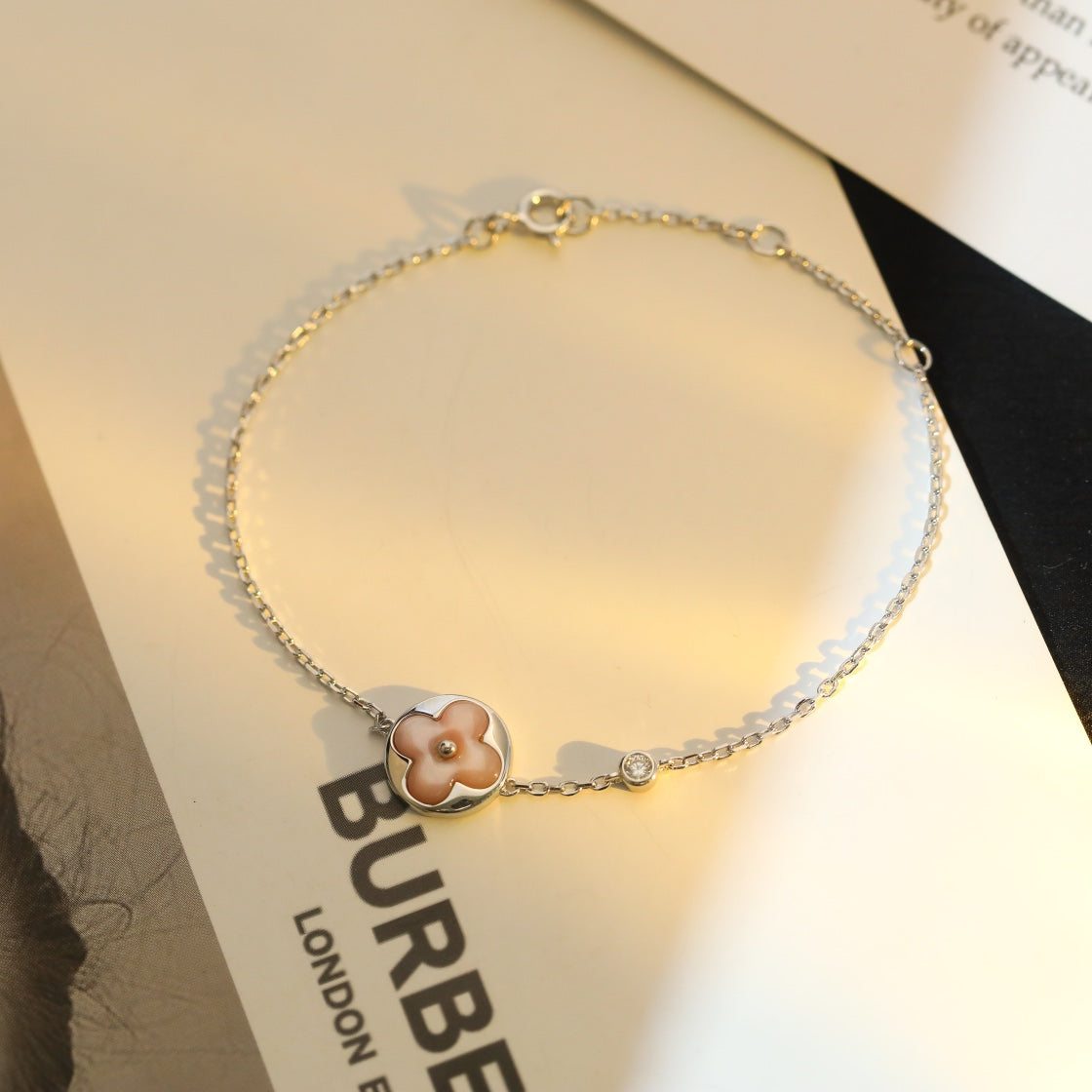 [⭐Renara]SUN MOTIF PINK MOP SILVER BRACELET