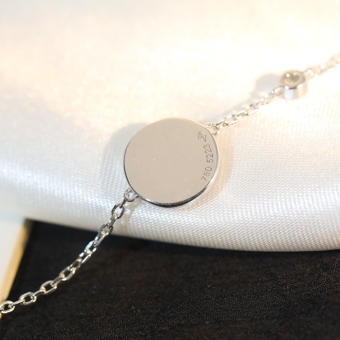 [⭐Renara]SUN MOTIF PINK MOP SILVER BRACELET