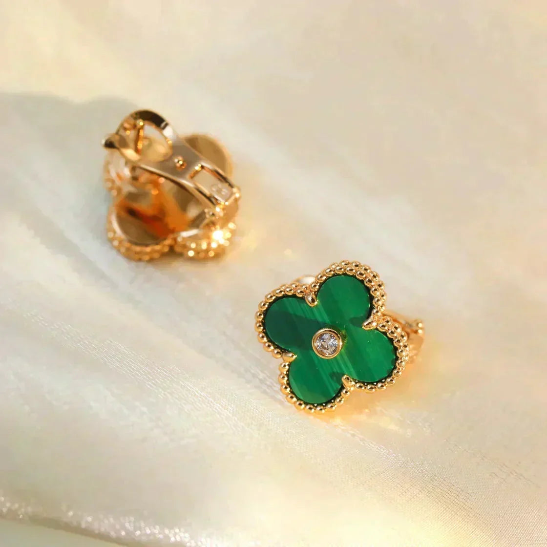 [⭐Renara]CLOVER MEDIUM 1 MOTIFS MALACHITE DIAMOND EARRINGS