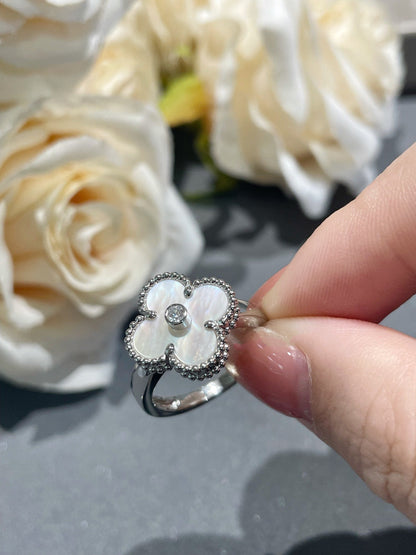 [⭐Renara]CLOVER SILVER MOP DIAMOND RING