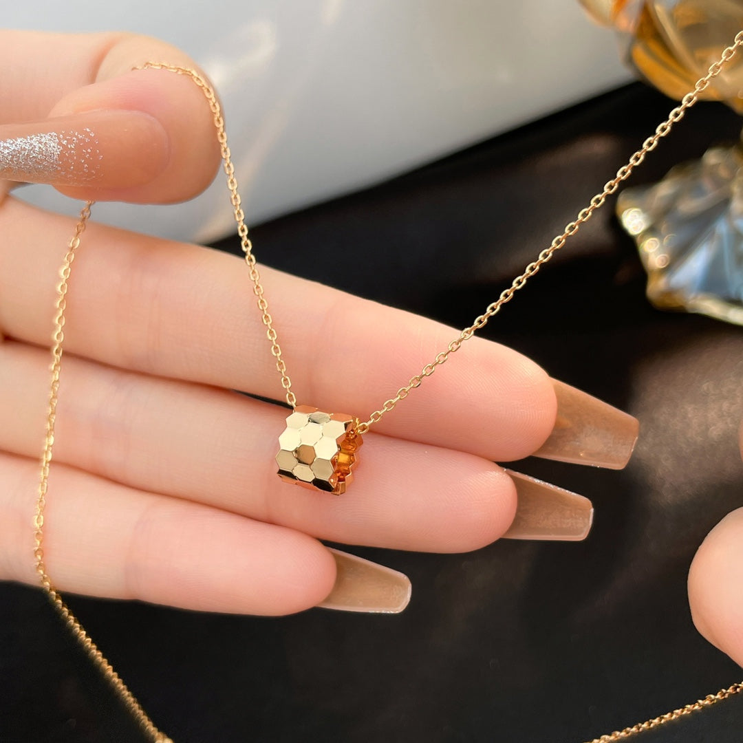 [⭐Renara]BEE MINI NECKLACE