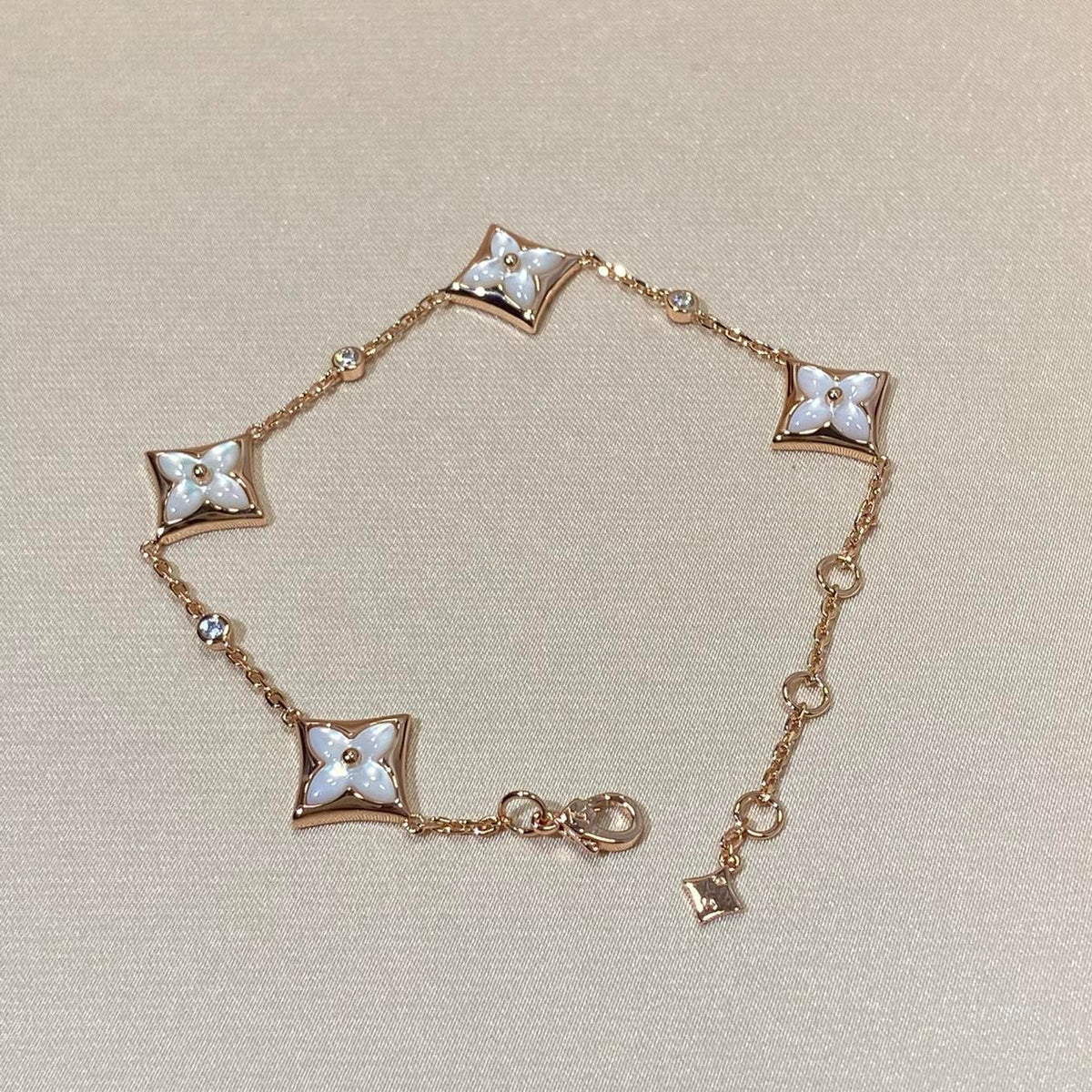 [⭐Renara]STAR 4 MOTIF MOP DIAMOND PINK GOLD BRACELET