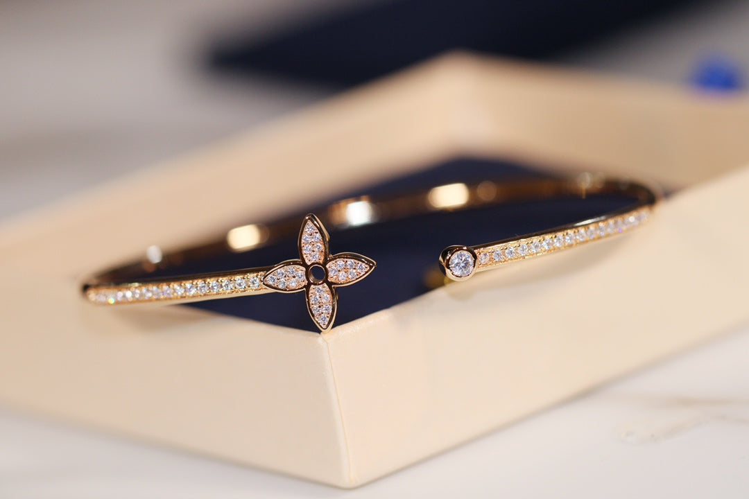 [⭐Renara]IDYLLE GOLD OPEN BRACELET DIAMOND PAVED