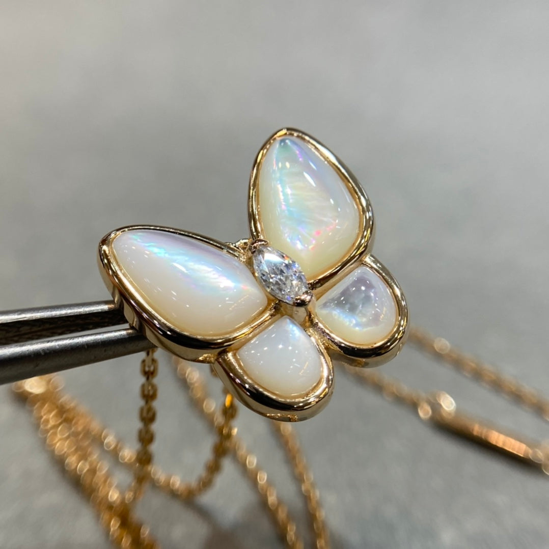 [⭐Renara]BUTTERFLY MOP DIAMOND NECKLACE