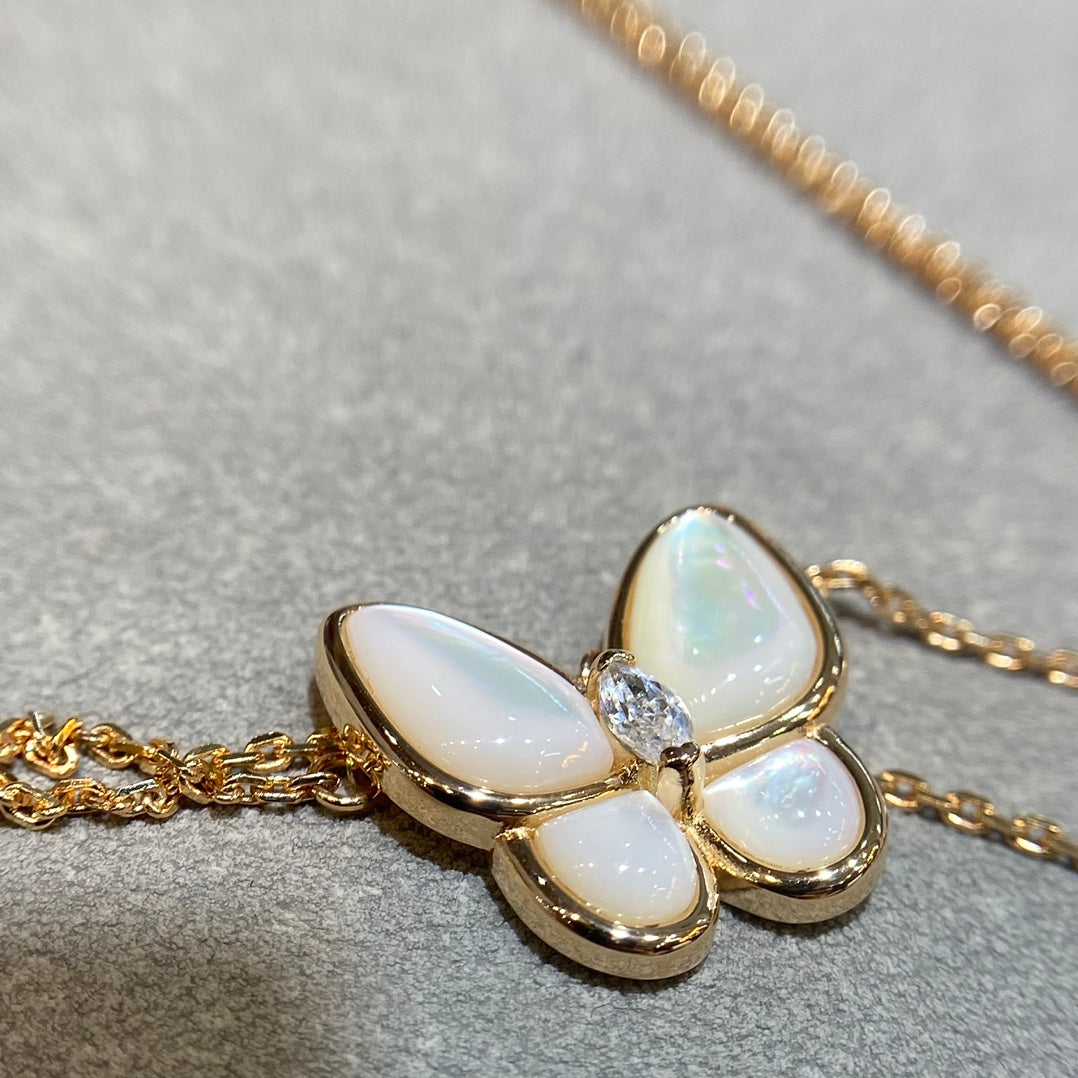 [⭐Renara]BUTTERFLY MOP DIAMOND NECKLACE