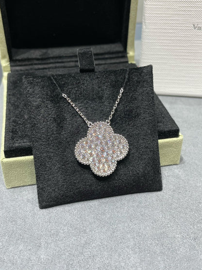 [⭐Renara]CLOVER 25MM LARGE PENDANT DIAMOND PAVED SILVER NECKLACE