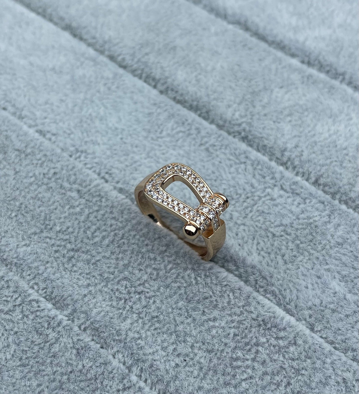 [⭐Renara]Wide Hoof-Shaped Diamond-Studded Ring