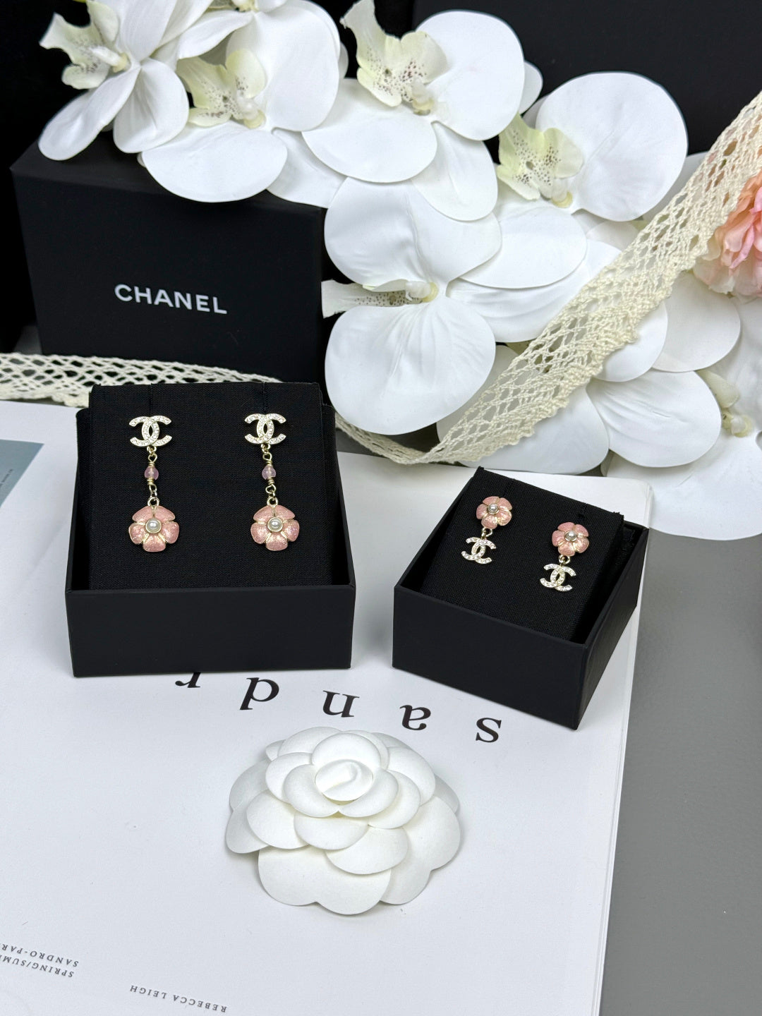 [⭐Renara]26C Pink Camellia Enamel Pendant with Double C Earrings