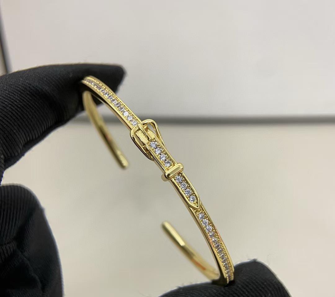[⭐Renara]DIAMOND-ENCRUSTED BRACELET THREE COLORS