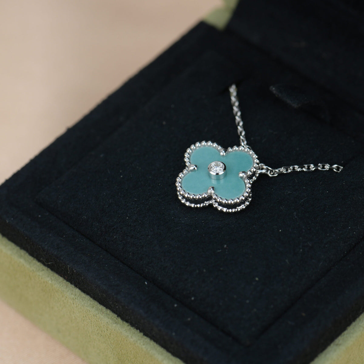 [⭐Renara]CLOVER 15MM DIAMOND SVRES PORCELAIN  NECKLACE SILVER
