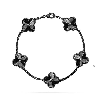 [⭐Renara]CLOVER 5 MOTIF BLACK BRACELET