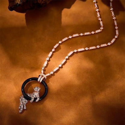 [⭐Renara jewelrys]NEW BLACK CIRCLE PANTHER FULL DIAMOND NECKLACE