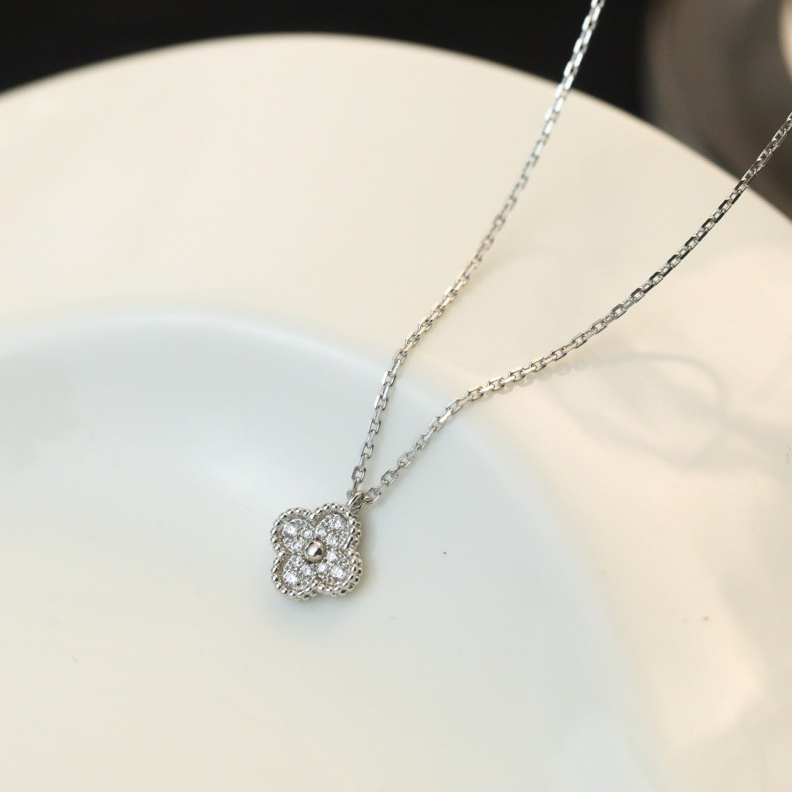 [⭐Renara]CLOVER MINI 9.5MM PENDANT DIAMOND NECKLACE