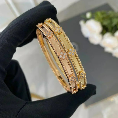 [⭐Renara]CLOVER BRACELET 4MM DIAMONDS
