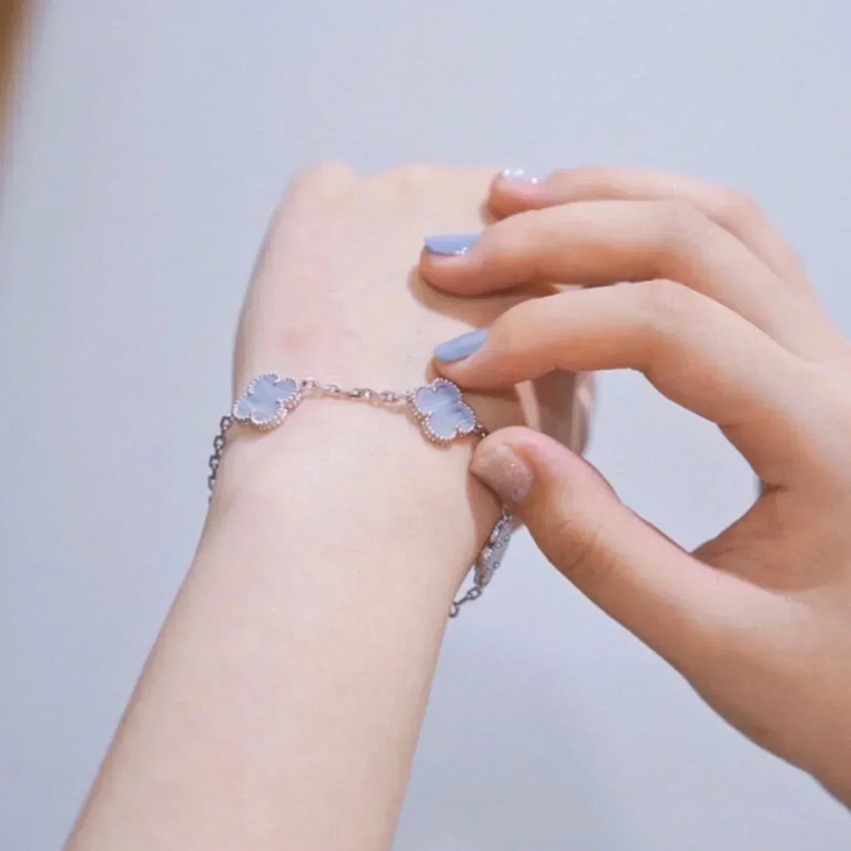[⭐Renara] CLOVER 5 MOTIF PURPLE CHALCEDONY BRACELET COLLECTION