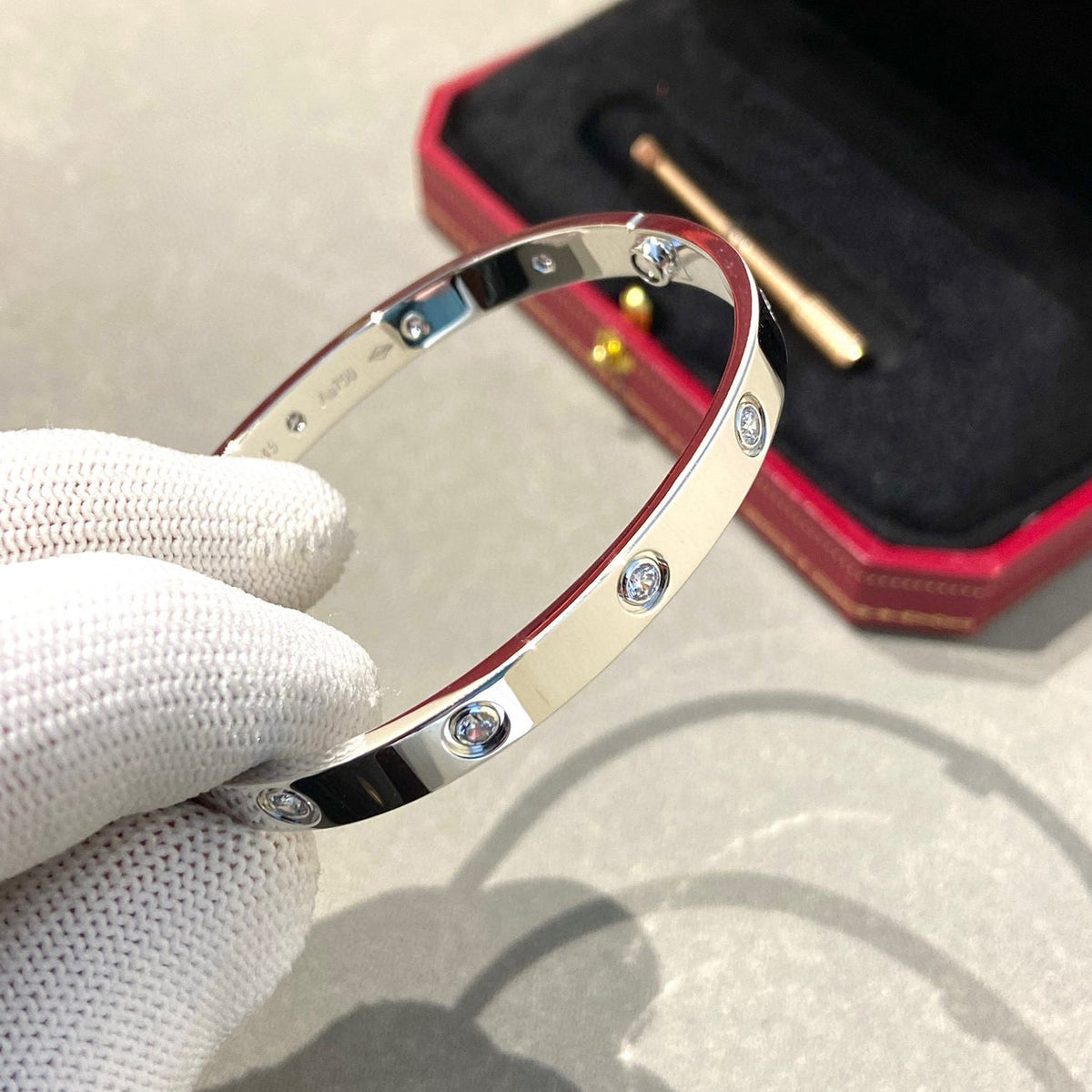 [⭐Renara]LOVE BRACELET 6.1MM 10 DIAMONDS