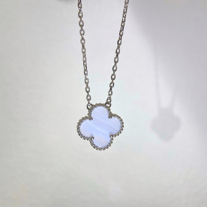 [⭐Renara]CLOVER 15MM BLUE CHALCEDONY NECKLACE SILVER