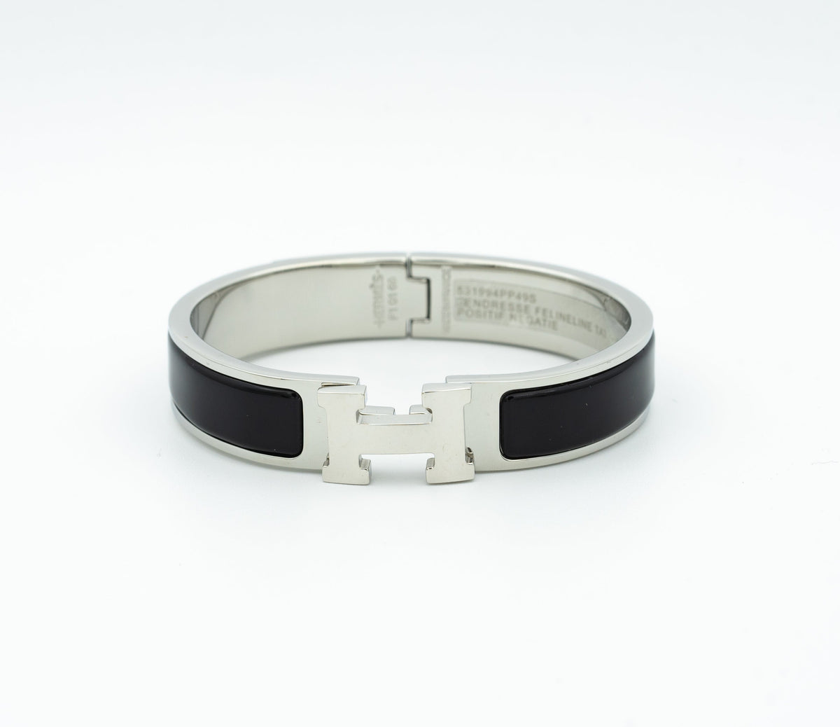 [⭐Renara]H BLACK BRACELET