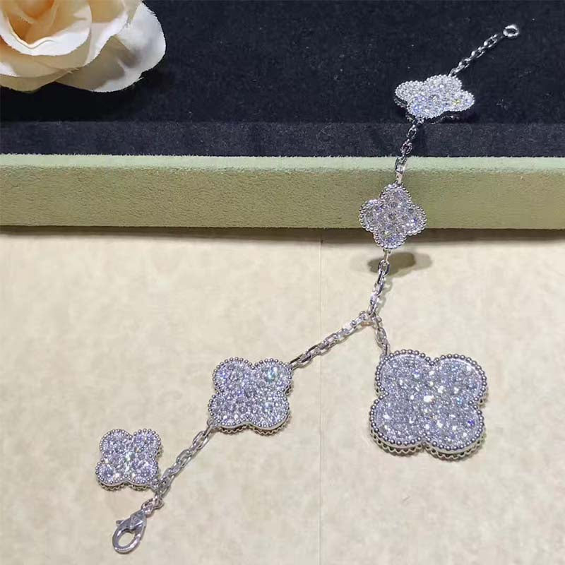[⭐Renara]CLOVER 6 MOTIFS SILVER DIAMOND BRACELET