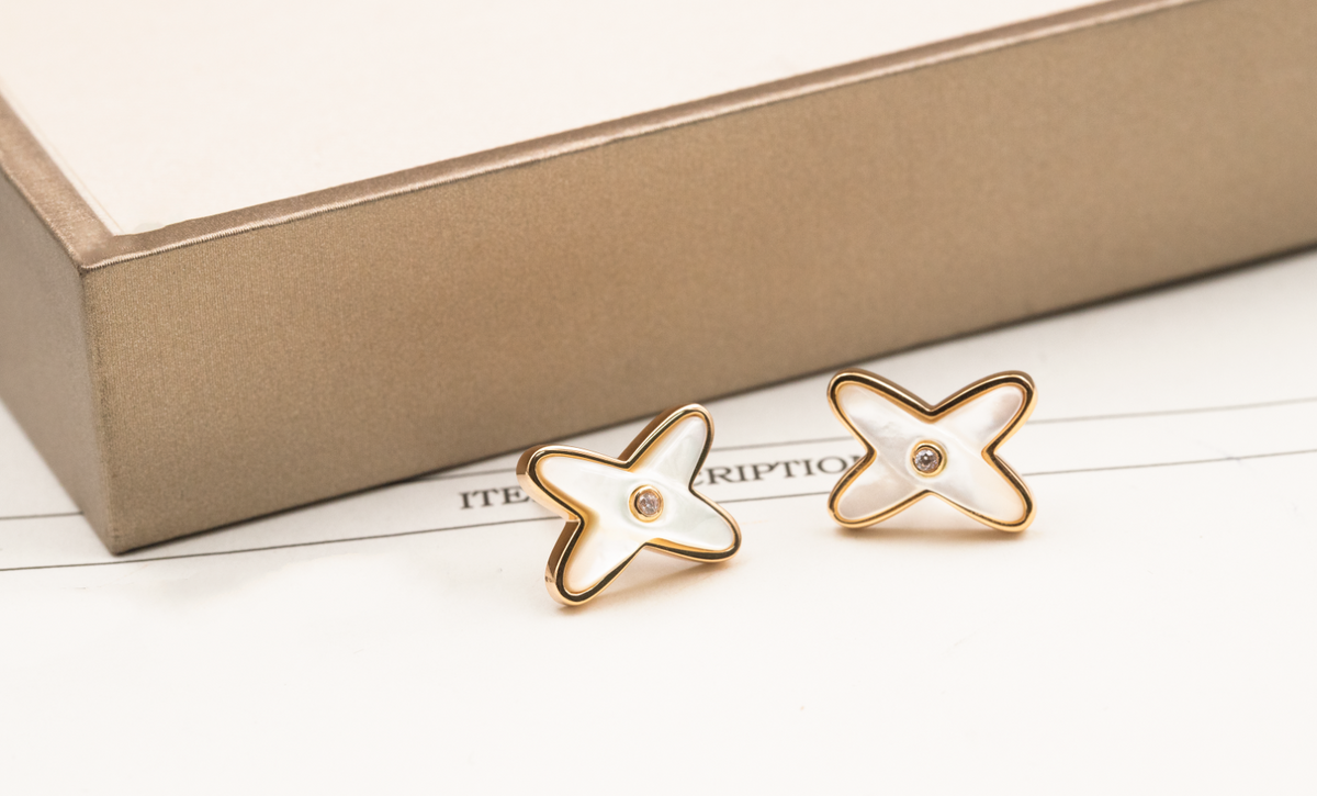 [⭐Renara]JEUX DE WHITE MOP ROSE GOLD DIAMOND EARRINGS