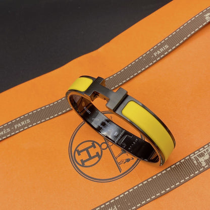 [⭐Renara]CLIC HM SO BLACK YELLOW BRACELET