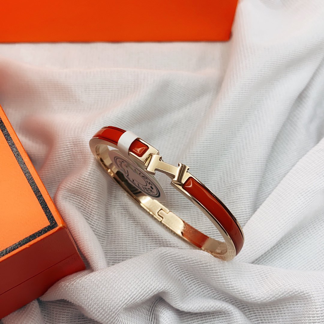 [⭐Renara]CLASSIC HM CLIC RED 8MM ENAMEL BRACELET