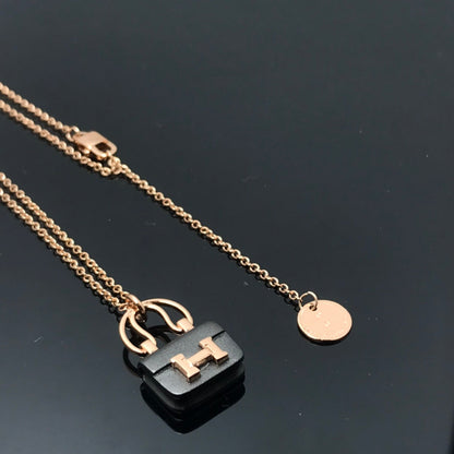 [⭐Renara]WOMEN'S HM AMULETTES CONSTANCE PENDANT NECKLACE