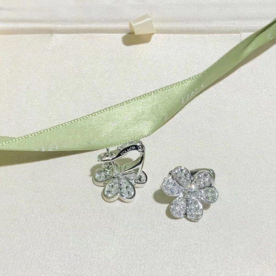 [⭐Renara]FRIVOLE SILVER FLOWER DIAMOND EARRINGS