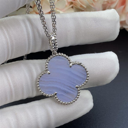 [⭐Renara]CLOVER SILVER CHALCEDONY BIG CLOVER NECKLACE
