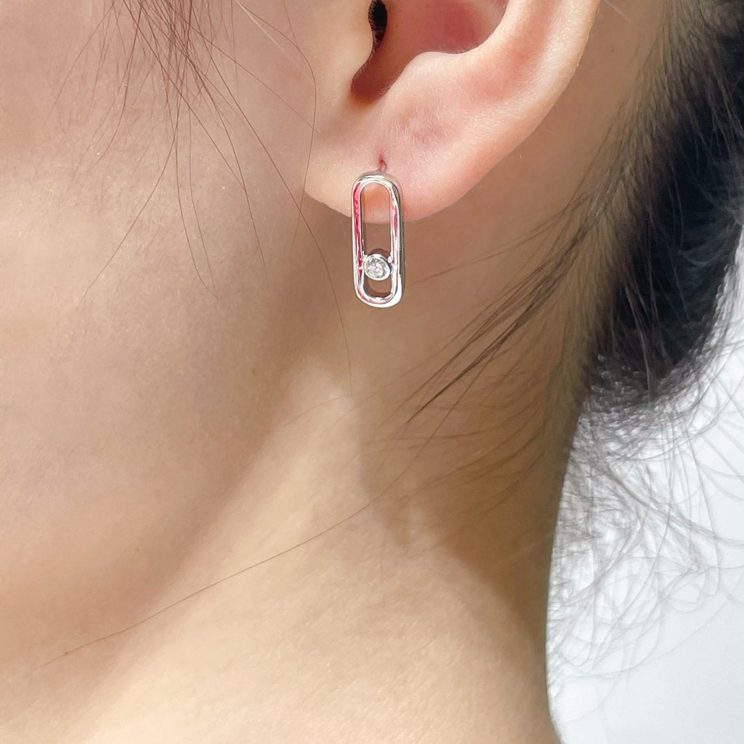 [⭐Renara]MOVE UNO SMALL 1 DIAMOND EARRINGS