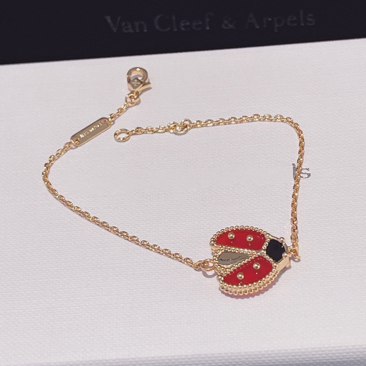 [⭐Renara]LUCKY SPRING 1 MOTIF PINK GOLD BRACELET